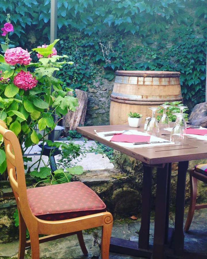 Les Tables De La Fontaine Florac Bagian luar foto